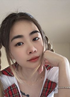 Ami - Nuru massage - escort in Dubai Photo 12 of 12