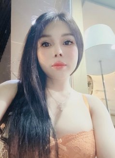 Ami - escort in Bangkok Photo 2 of 3