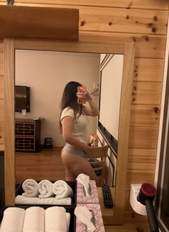 Amie - escort in Pyeongtaek Photo 6 of 7