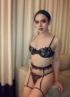 Amika in dubai - Transsexual escort in Dubai Photo 6 of 14