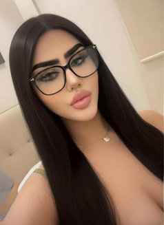 Amina Anal Service - puta in Khobar Photo 6 of 9