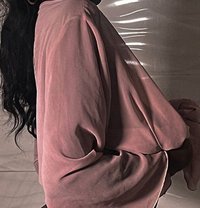 Lyna - escort in Tunis