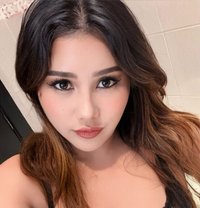 Amina massage professional - puta in Abu Dhabi