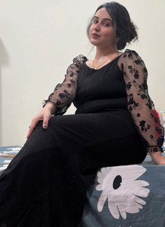 Amina - escort in Baghdad Photo 2 of 2