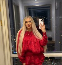 Amina - puta in Tbilisi