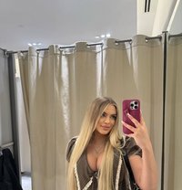 Amina - puta in Tbilisi