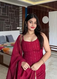 Amina Sharma - escort in Chennai Photo 5 of 6