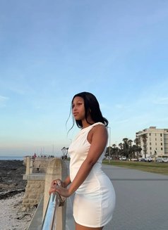 Amina - escort in Şalālah Photo 3 of 4