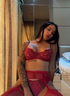 Amina - puta in Bangkok Photo 3 of 29