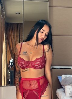 Amina - puta in Bangkok Photo 5 of 29