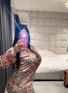 Amina 🇰🇿 - puta in Riyadh Photo 7 of 8