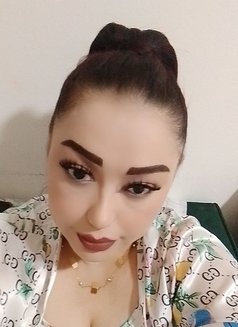 Amina - escort in Muscat Photo 4 of 6
