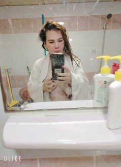 Amina - escort in Hyderabad Photo 6 of 9