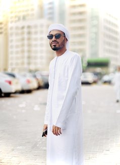 Aminul - Male escort in Dubai Photo 4 of 7