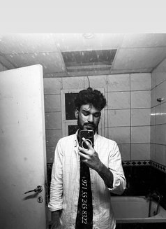 Aminul - Male escort in Dubai Photo 7 of 7