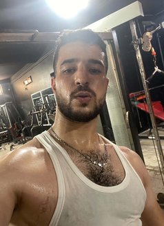 Amir - Male escort in Doha Photo 5 of 5