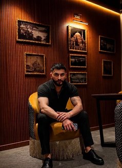 Amir Demir - Male escort in İstanbul Photo 13 of 15