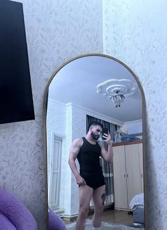 Amir Demir - Male escort in İstanbul Photo 2 of 15