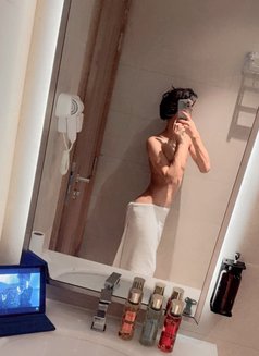 Amir - Male escort in Casablanca Photo 9 of 9