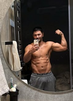 Amir - Acompañantes masculino in İstanbul Photo 1 of 2