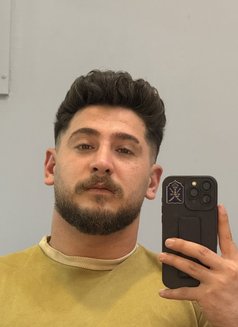 Amir - Male escort in Muscat Photo 2 of 2