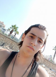 Amir - Male escort in Beirut Photo 4 of 4