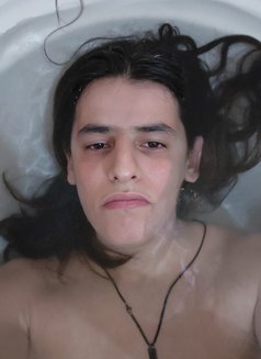 Amir - Male escort in Beirut Photo 5 of 6