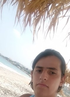 Amir - Male escort in Beirut Photo 6 of 6