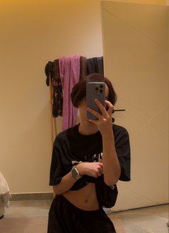 Amir - Transsexual escort in Casablanca Photo 2 of 8