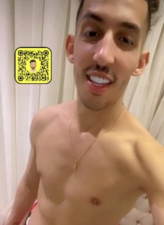 Amir - Male escort in Dubai Photo 2 of 3