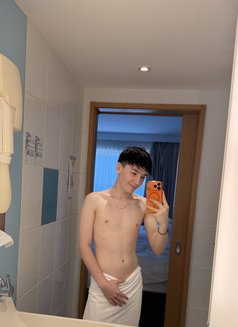 Amir - Male escort in İstanbul Photo 1 of 5