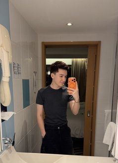 Amir - Male escort in İstanbul Photo 2 of 5