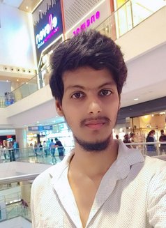 Amir Service Boy Bi Gthick Banana Here - Acompañantes masculino in Bangalore Photo 4 of 5