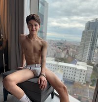 AMİR_SHAKH - Male escort in İstanbul Photo 13 of 13
