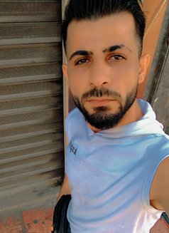 Amir - Male escort in Dubai Photo 3 of 8