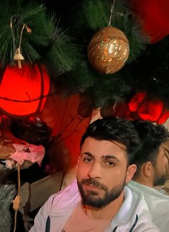 Amir - Male escort in Dubai Photo 4 of 11