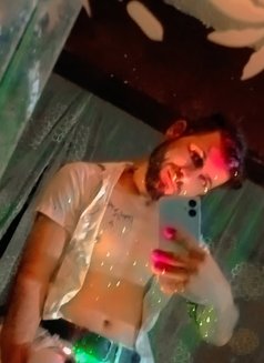 Amir - Male escort in Dubai Photo 6 of 11