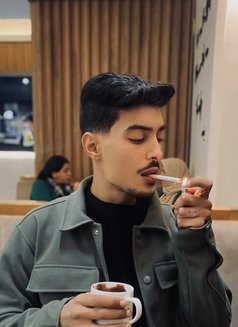 Amir - Male escort in Jeddah Photo 15 of 17