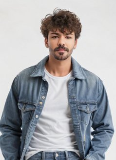 Amir - Acompañantes masculino in Abu Dhabi Photo 3 of 3