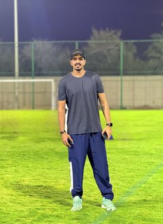 Amir v. I. P - Male escort in Jeddah Photo 1 of 5