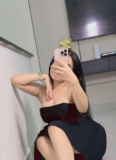 Amira Arabic Model in JVC - escort in Dubai Photo 14 of 16