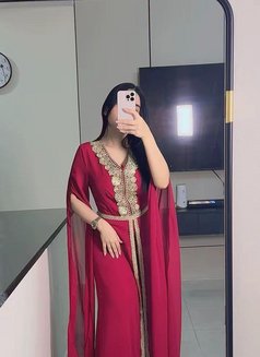 Amira Arabic Model - puta in Dubai Photo 6 of 15