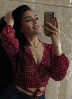 Amira - escort in Muscat Photo 5 of 6