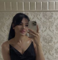 Amira - escort in Muscat