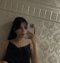 Amira - escort in Muscat