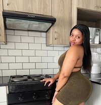Amira - escort in Şalālah