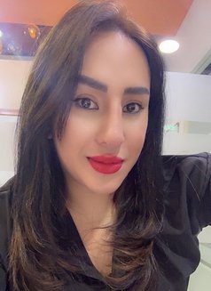 Amira - Acompañantes transexual in Dubai Photo 5 of 8