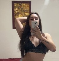 Amira - Transsexual escort in Dubai