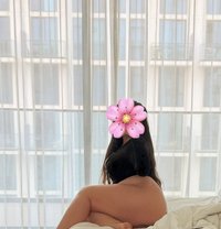 Amira independent RU - puta in Dubai Photo 6 of 6