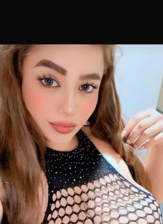 Amira - escort in Beirut Photo 2 of 5